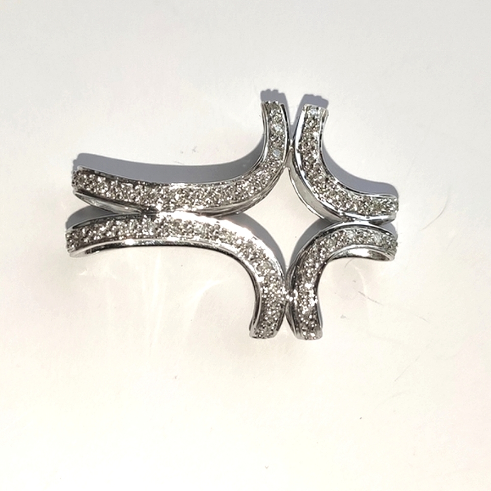 18K White Gold Diamond Cross Pendant